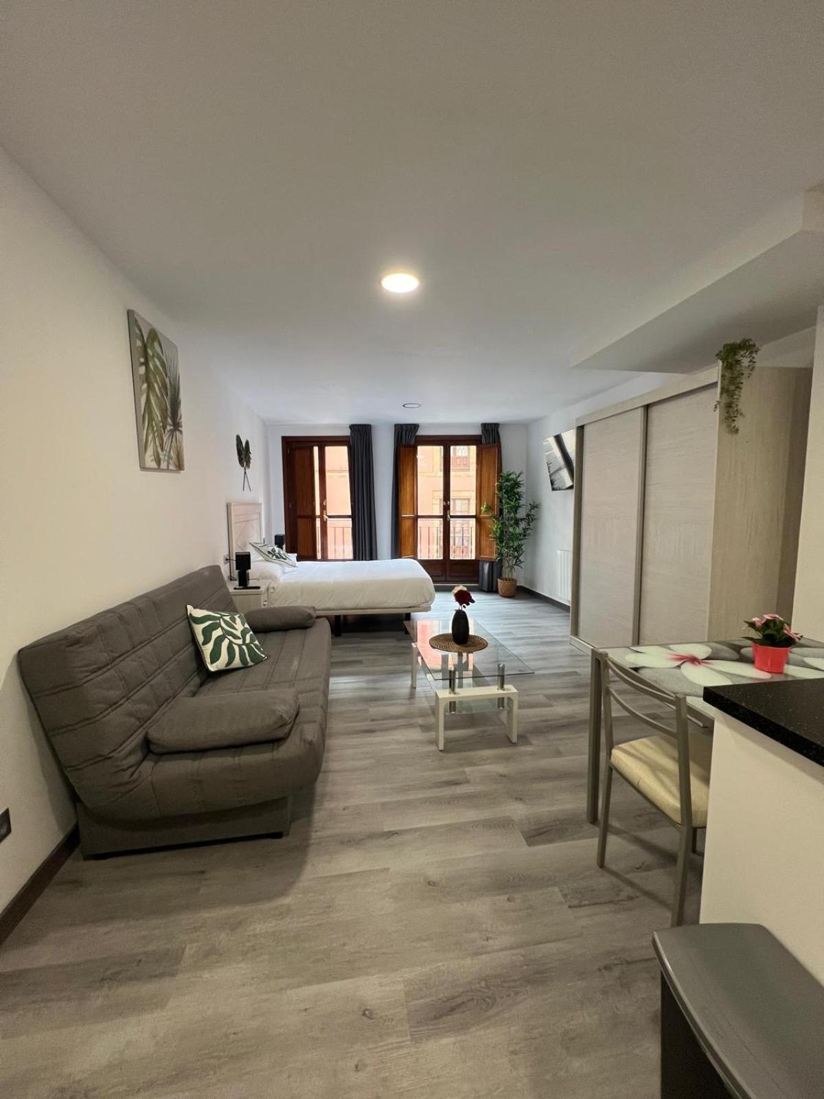 Rosal Central Studios Oviedo Zewnętrze zdjęcie